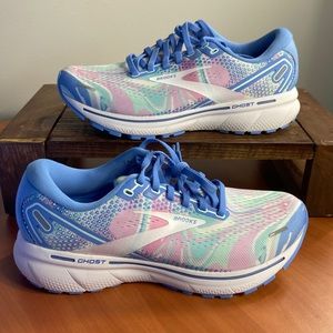 New in box Brooks Women's Empower Her Collection Ghost 14 Running Shoes Size 7.5
